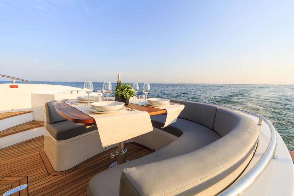 divano yacht